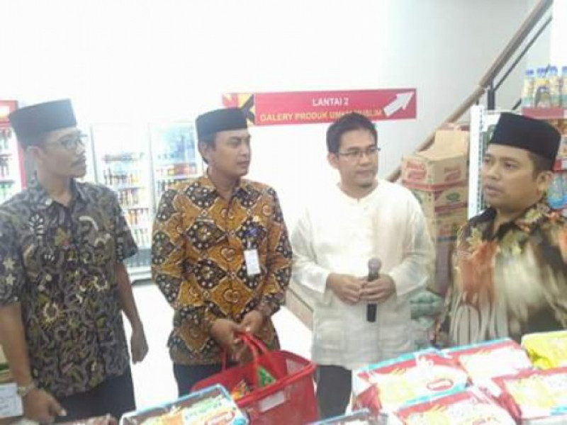 IMG-dukung-ekonomi-warga-walikota-resmikan-kitamart