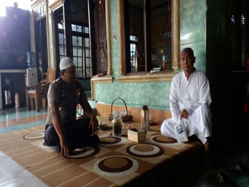 IMG-kapolsek-jatiuwung-ajak-tokoh-masyarakat-berperan-aktif-manjaga-kamtibmas
