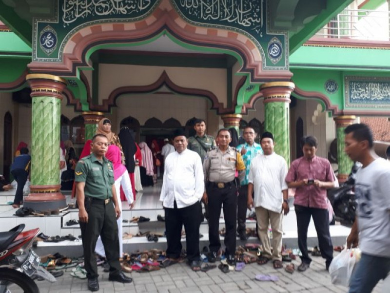 IMG-polsek-neglasari-berikan-pengamanan-pada-kegiatan-majelis-taklim-format