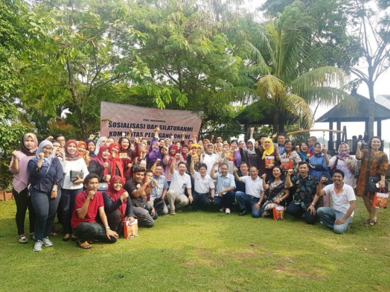 IMG-pelaku-bisnis-online-dan-umkm-terima-seminar-e-commerce