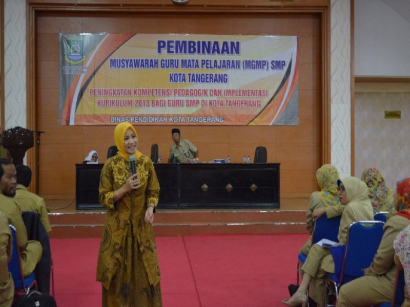 IMG-dindik-adakan-pembinaan-mgmp-guru-smp-se-kota-tangerang