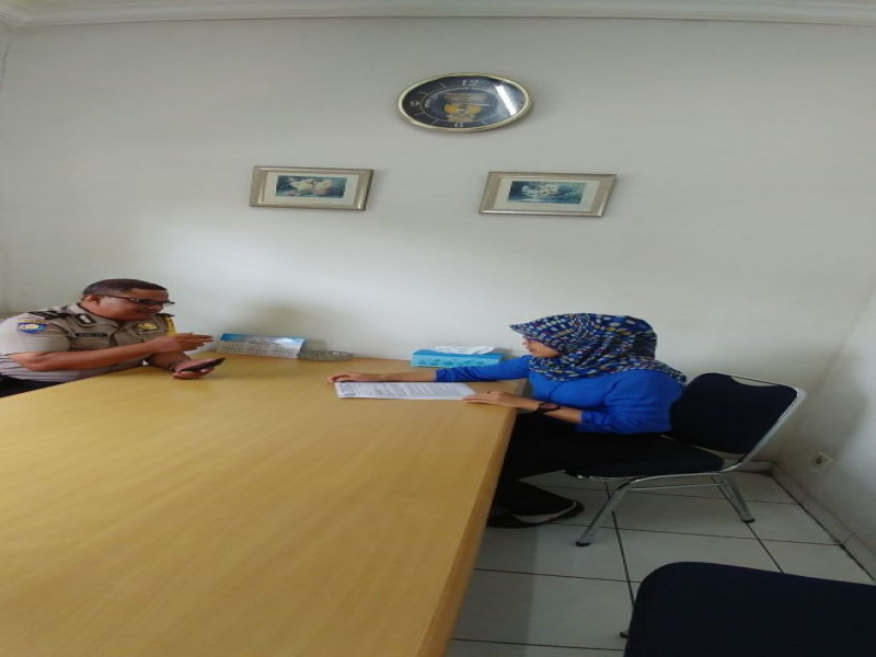 IMG-bhabinkamtibmas-polsek-sepatan-aiptu-budi-sy-koordinasi-dengan-hrd-pt-mui-masalah-kantibmas