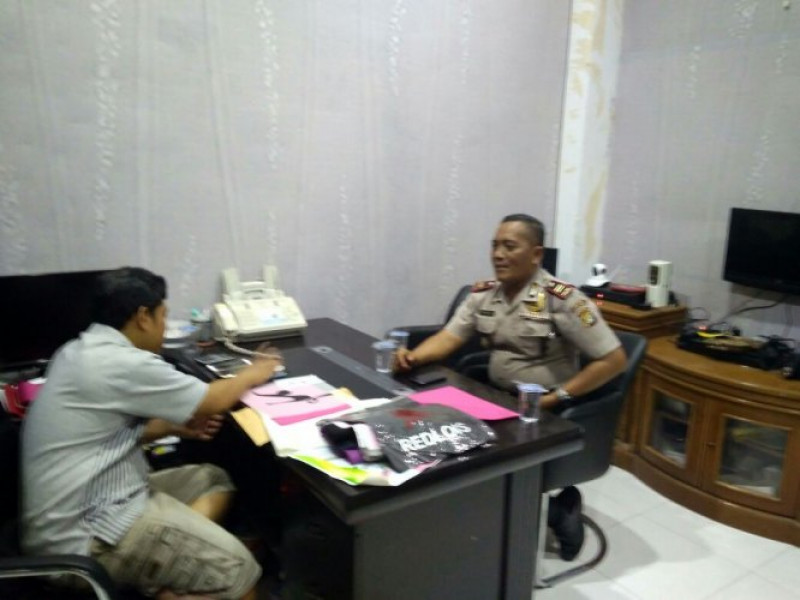 IMG-waka-polsek-teluknaga-sambangi-tokoh-masyarakat-jalin-silaturrahmi