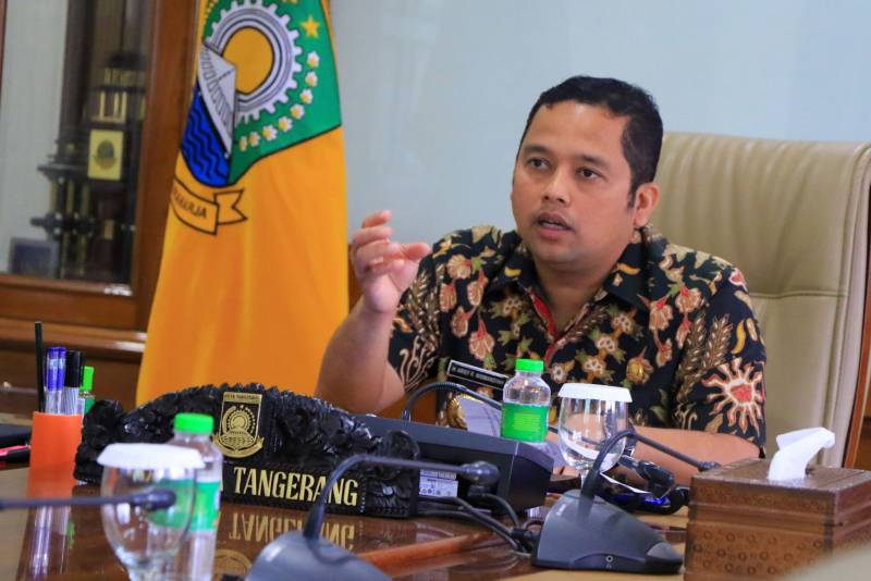 IMG-wali-kota-pandemi-covid19-momentum-inovasi-pelayanan-pemkot-di-tengah-keterbatasan