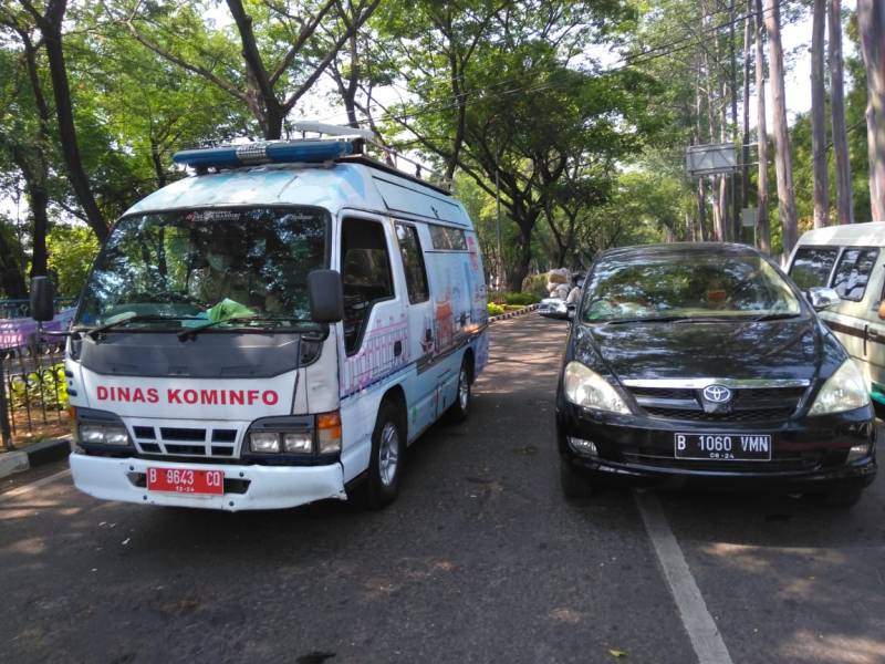 IMG-melalui-mobil-wawaran-diskominfo-gencar-sosialisasi-soal-covid-19