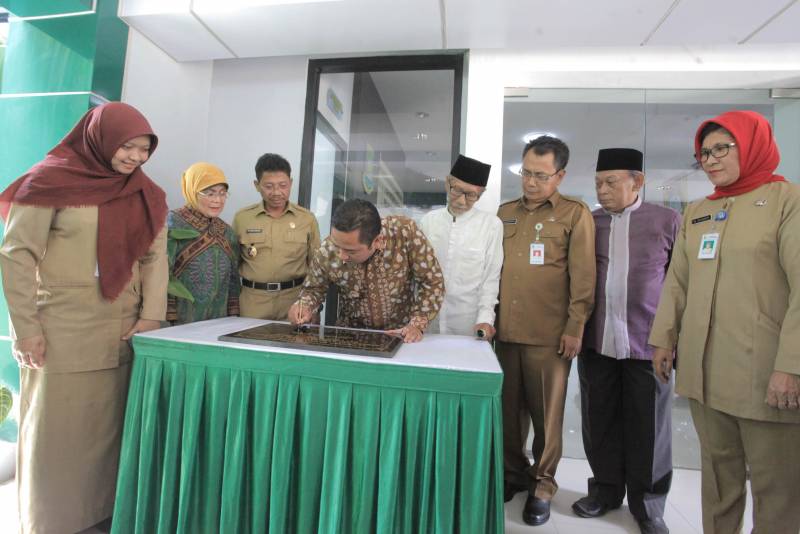 IMG-kota-tangerang-resmi-miliki-laboratorium-kesehatan-dan-halal