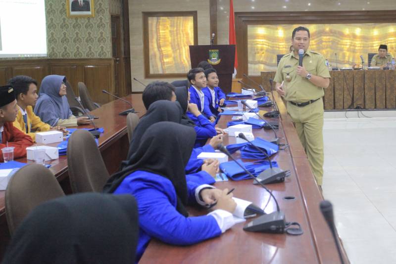 IMG-wali-kota-ajak-generasi-muda-maknai-ber-tunggal-ika