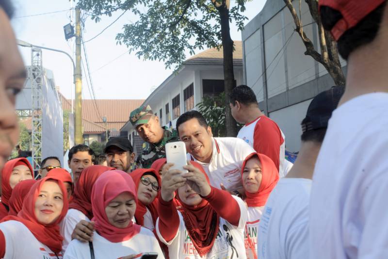 IMG-peringati-hut-kemerdekaan-ri-ke-72-warga-cipondoh-dan-tangerang-gelar-gerak-jalan