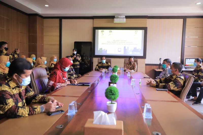 IMG-dpmptsp-gelar-sharing-session-service-excellent