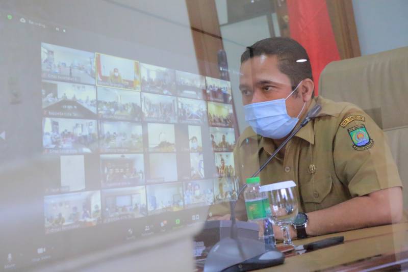 IMG-hut-pgri-wali-kota-harapkan-kreativitas-tenaga-pengajar-di-masa-pandemi-covid-19