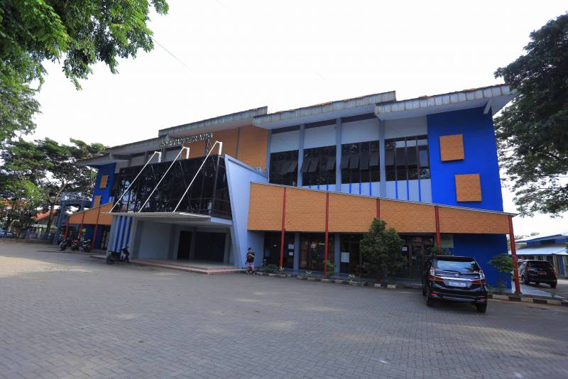 IMG-gor-dan-stadion-ditutup-sebagai-langkah-memutus-rantai-penyebaran-virus-covid-19