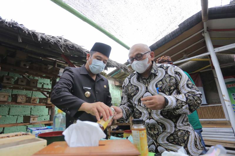 IMG-wali-kota-launching-13-kampung-sejahtera-mandiri-se-kota-tangerang