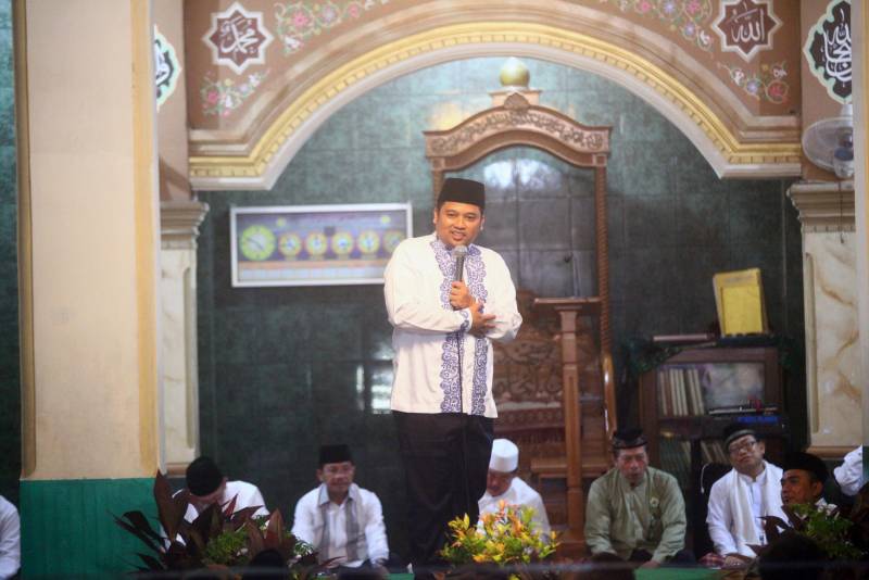 IMG-pemkot-akan-atur-jam-operasional-warnet-dan-rental-game