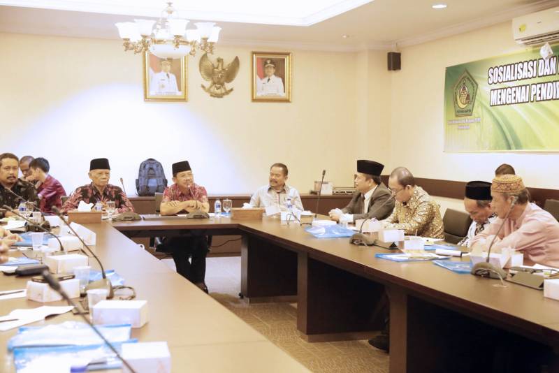 IMG-wakil-apresiasi-peran-fkub-di-kota-tangerang