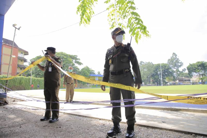 IMG-hari-pertama-ppkm-kota-tangerang