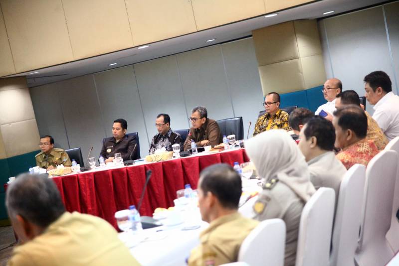 IMG-soal-proyek-pembangunan-runaway-3-begini-kata-wali-kota
