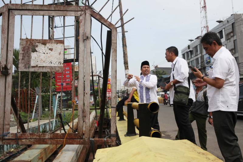 IMG-wali-kota-sidak-lokasi-potensial-banjir