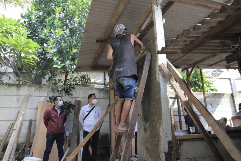 IMG-solidaritas-ala-warga-koang-jaya-di-tengah-pandemi