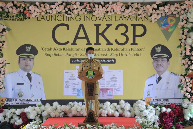 IMG-luncurkn-pelayanan-cak3p-sachrudin-harapkan-seluruh-warga-miliki-berkas-kependudukan