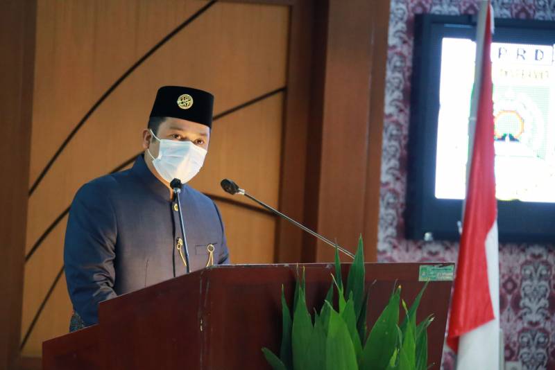 IMG-wali-kota-sampaikan-capaian-penanganan-covid-19-dan-infrastruktur-dalam-paripurna-istimewa