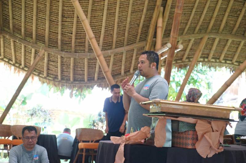 IMG-wali-kota-ingatkan-camat-lurah-pentingnya-strategi-komunikasi-pembangunan