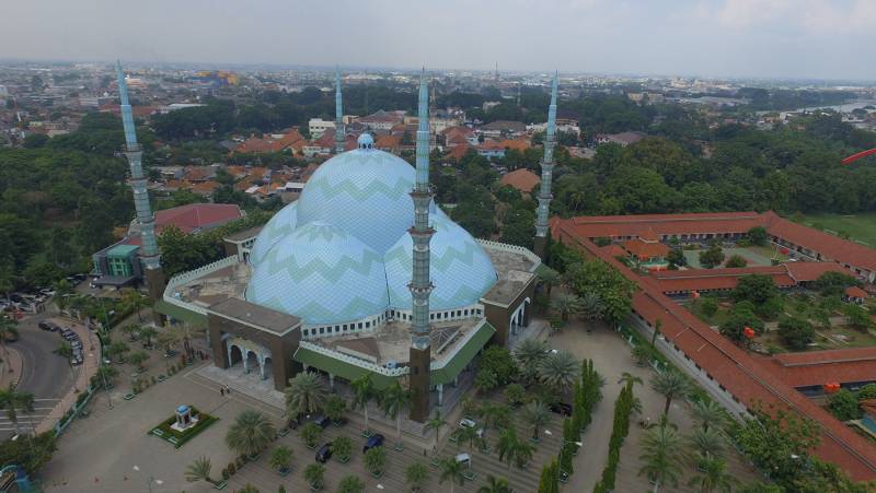 IMG-antisipasi-penyebaran-covid-19-masjid-raya-al-azhom-tiadakan-salat-idul-fitri