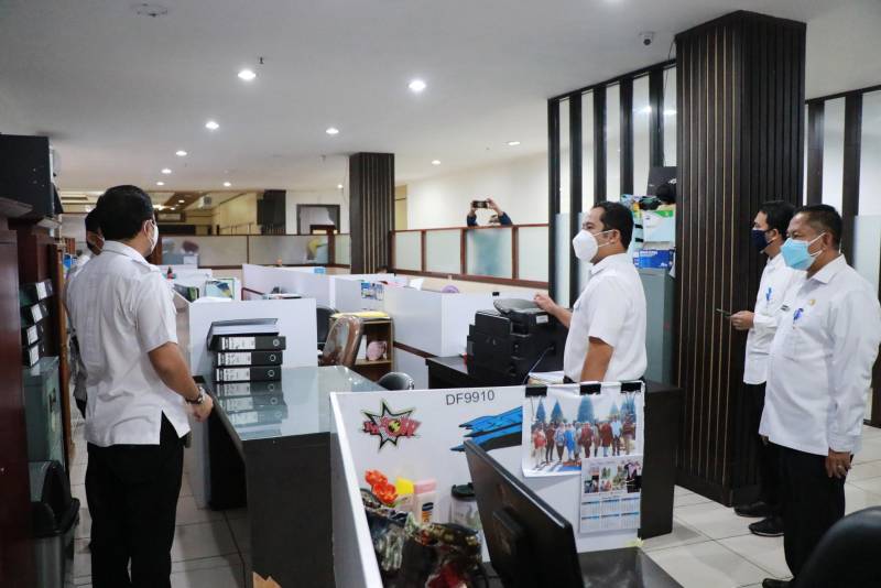 IMG-sidak-kantor-di-lingkungan-pemkot-tangerang-arief-pejabat-esselon-2-dan-3-tetap-melaksanakan-wfo