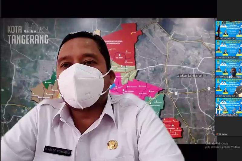 IMG-buka-pelatihan-penguatan-kepemimpinan-kepala-sekolah-arief-kepala-sekolah-harus-mampu-memimpin-proses-pendidikan
