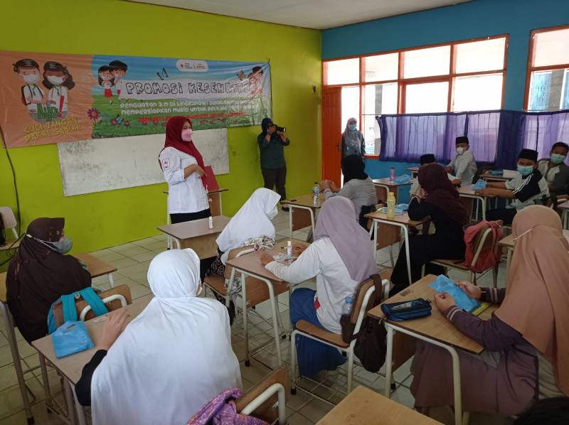 IMG-dukung-ptm-terbatas-pmi-gencar-sosialisasi-phbs-dan-5m-di-sekolah