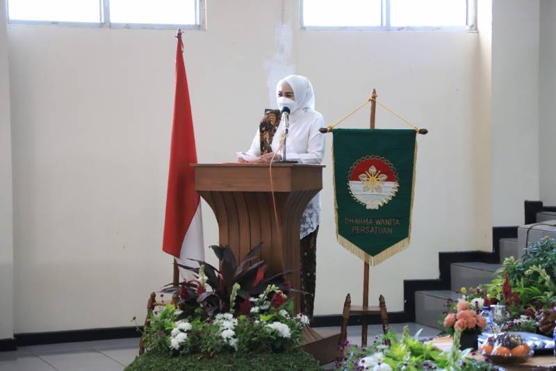 IMG-hut-ke-22-dharma-wanita-persatuan-gelar-lomba-pakaian-khas-banten-dan-tangerang