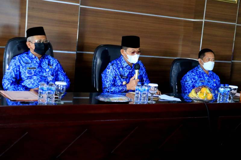 IMG-wakil-wali-kota-buka-kegiatan-uji-kompetensi-bagi-pejabat-eselon-3a-di-lingkungan-pemerintah-daerah
