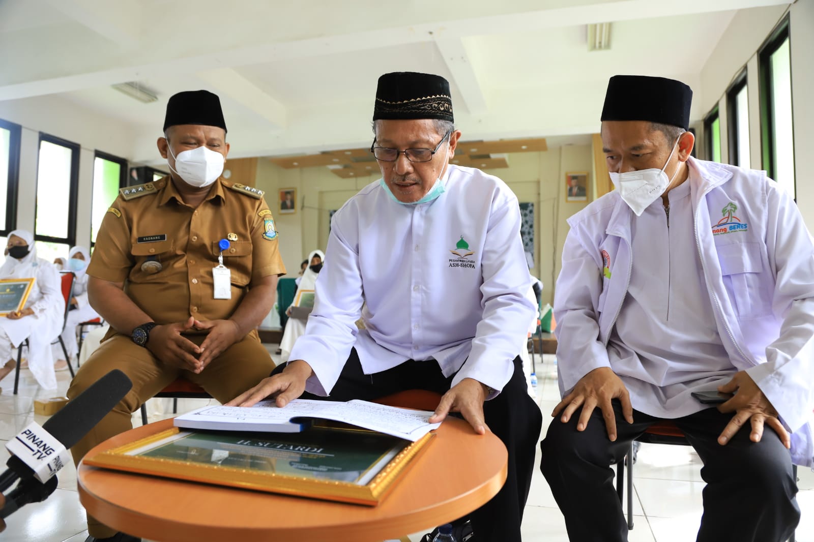 IMG-hut-kota-tangerang-ke-29-lansia-program-buta-huruf-al-quran-diwisuda