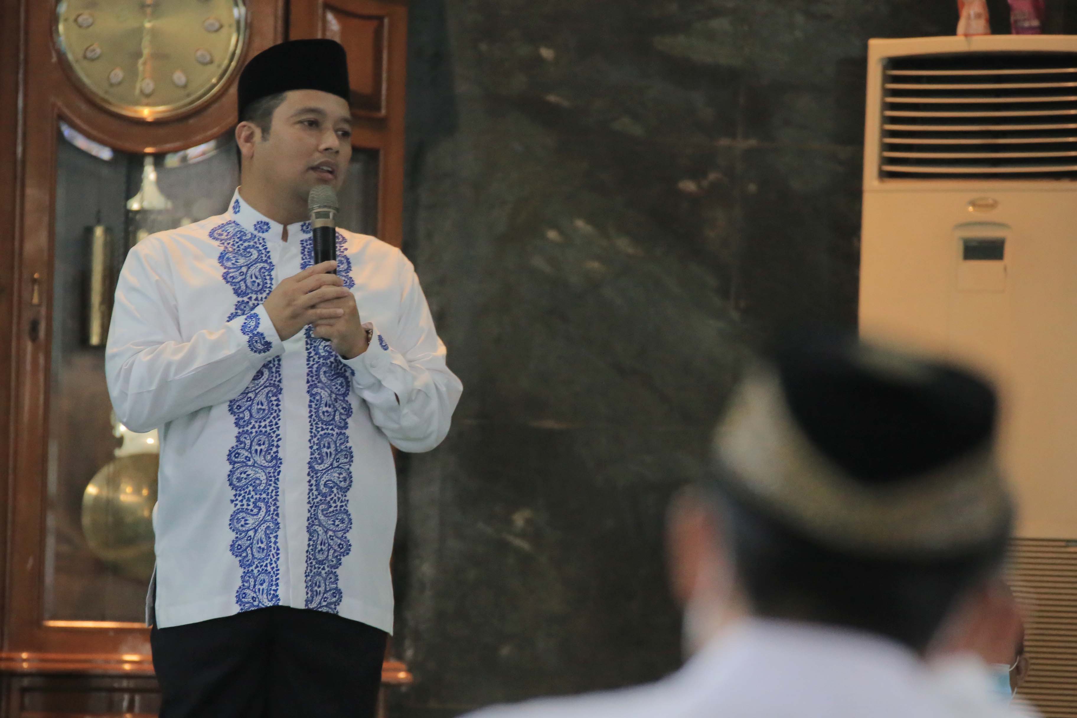 IMG-tutup-bimbingan-manasik-haji-arief-minta-calon-jamaah-doakan-pembangunan-asrama-haji-segera-rampung