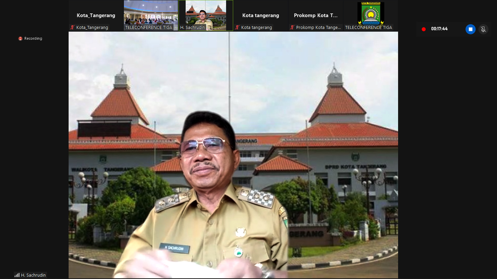 IMG-soal-pembangunan-kota-wakil-sebut-wanita-miliki-peranan-yang-sama-dengan-pria