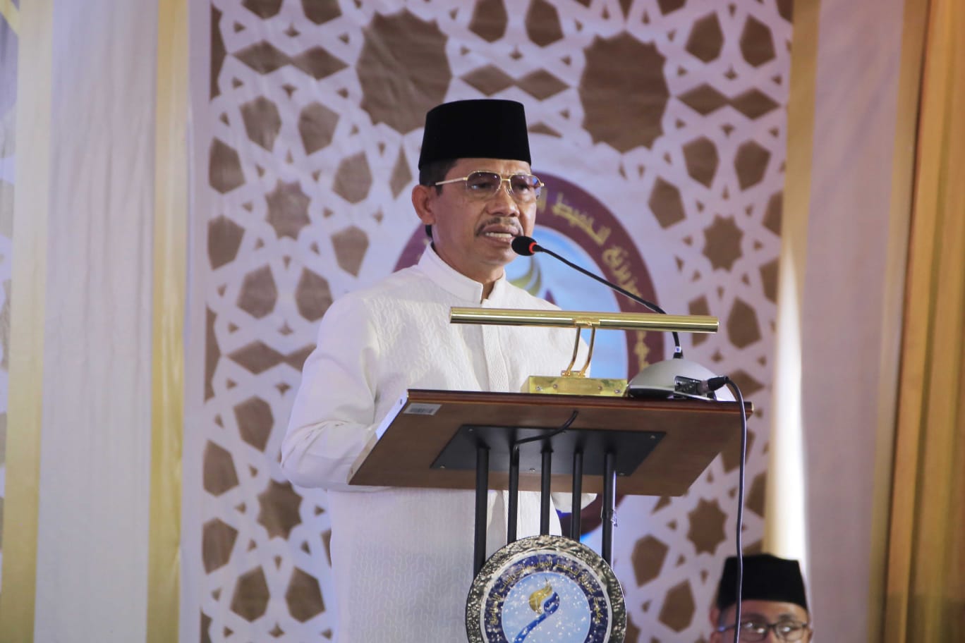 IMG-ini-pesan-sachrudin-ke-wisudawan-pptq-aziziyyah