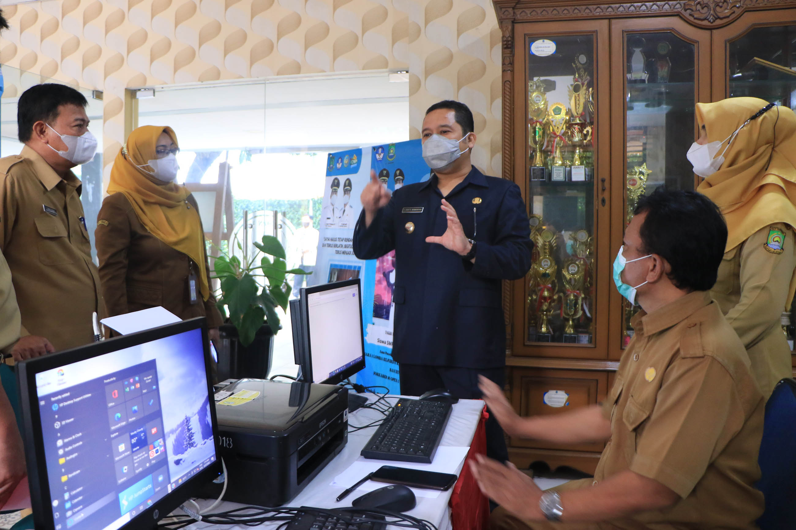 IMG-arief-pantau-hari-pertama-pelaksanaan-ppdb-tingkat-smp