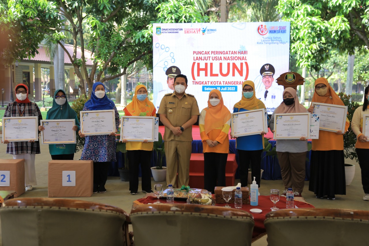 IMG-puncak-peringatan-hari-lansia-tingkat-kota-tangerang-pemkot-launching-peri-lansia