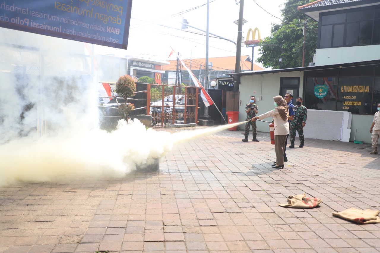 IMG-bpbd-gandeng-rumah-sakit-lakukan-simulasi-kebakaran