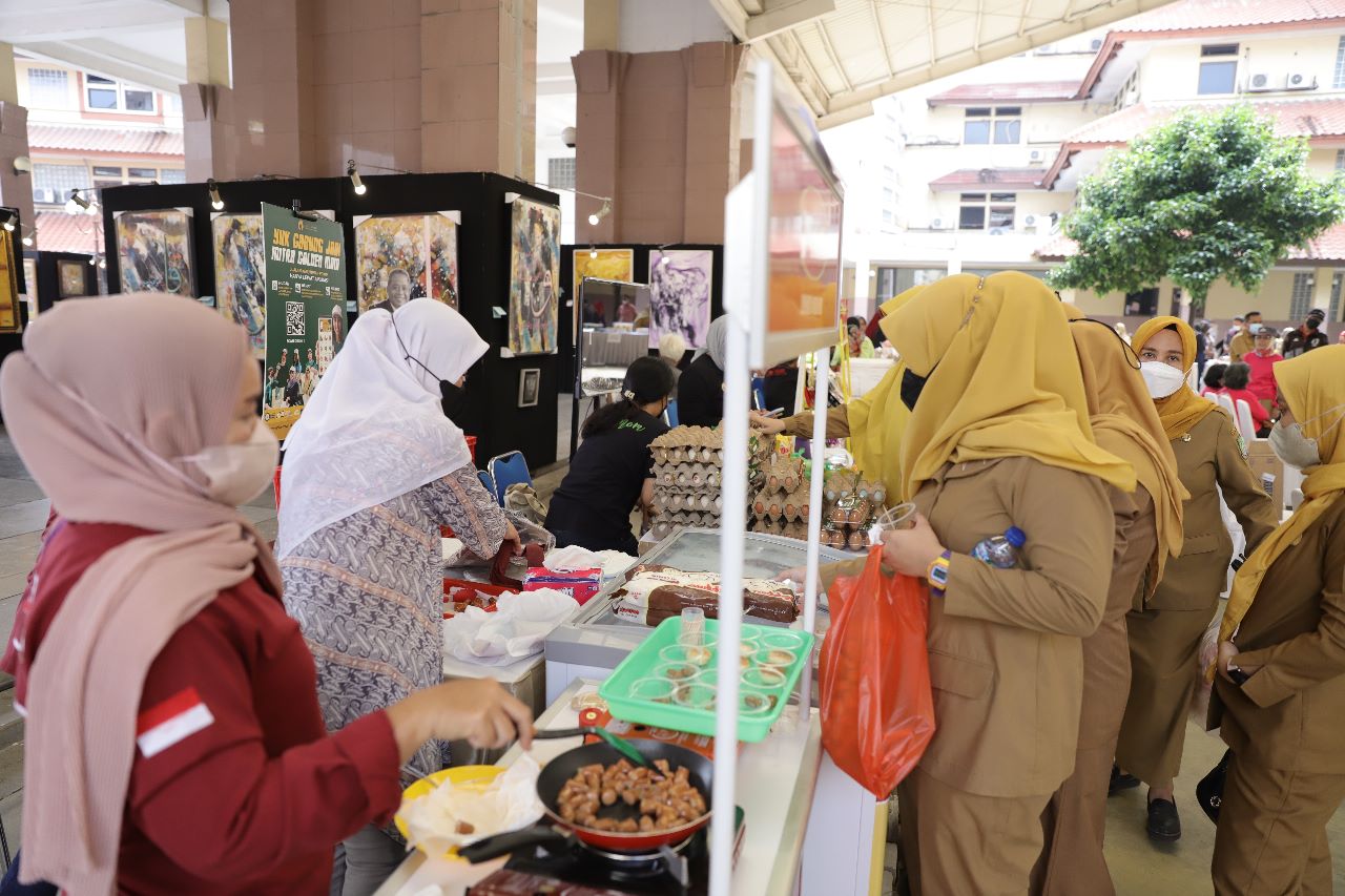 IMG-kenalkan-produk-tani-kota-tangerang-dkp-gelar-bazar-kwt