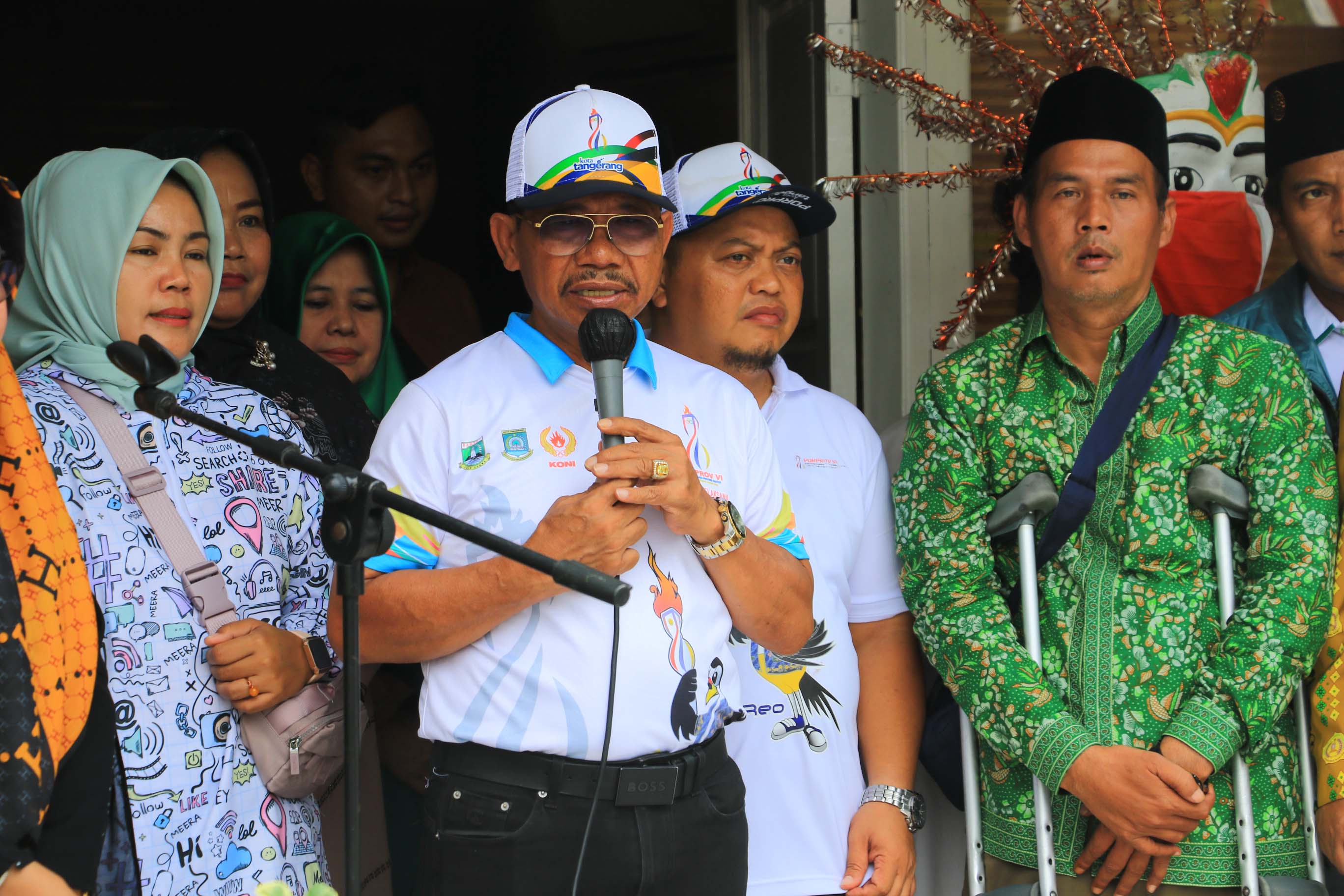 IMG-lepas-bantuan-hpn-sachrudin-doakan-korban-gempa-cianjur