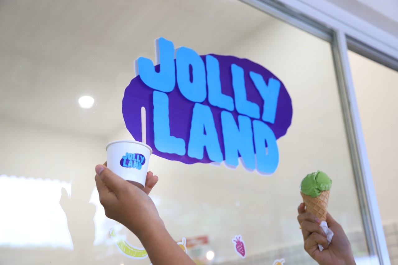 IMG-jolly-land-es-krim-gelato-kekinian