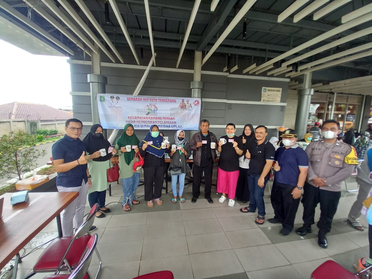 IMG-kecamatan-karang-tengah-buka-booth-pelayanan-umum-di-mal-ciledug-ramayana