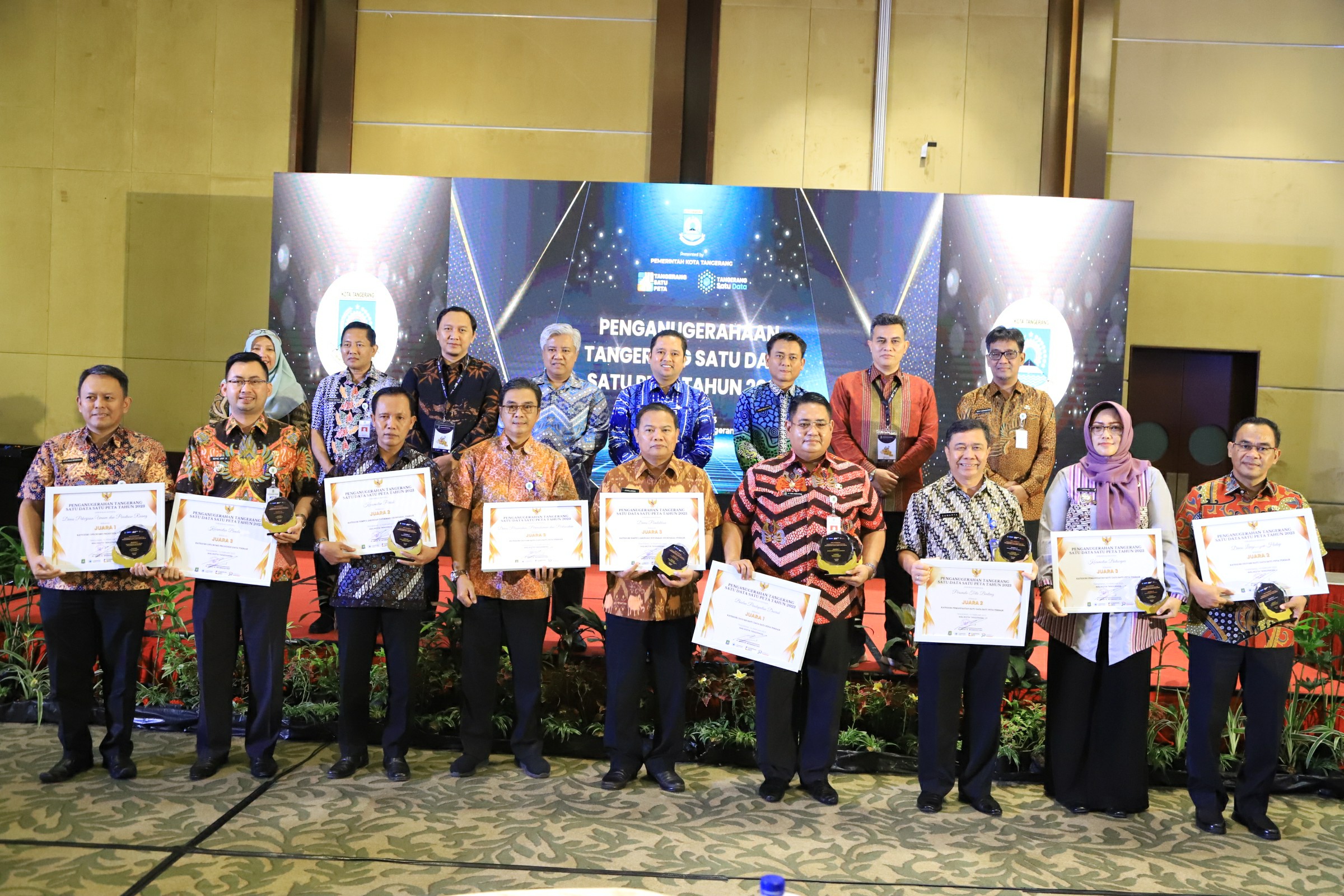 IMG-pertama-di-indonesia-kota-tangerang-berhasil-gelar-penganugerahan-simpul-jaringan-geospasial