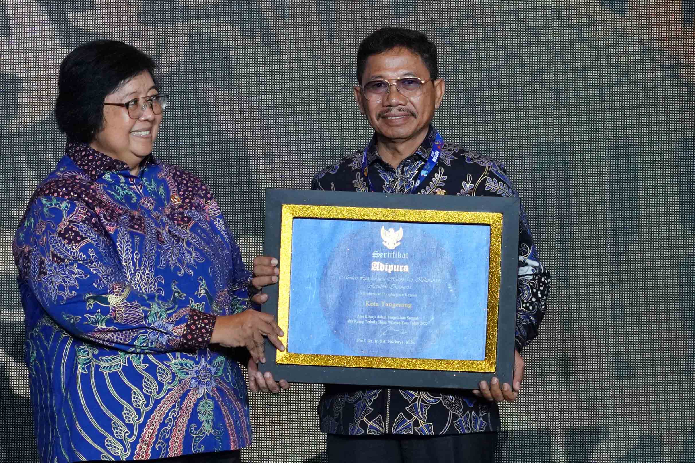 IMG-kota-tangerang-raih-sertifikat-adipura-atas-pengelolaan-sampah-dan-rth