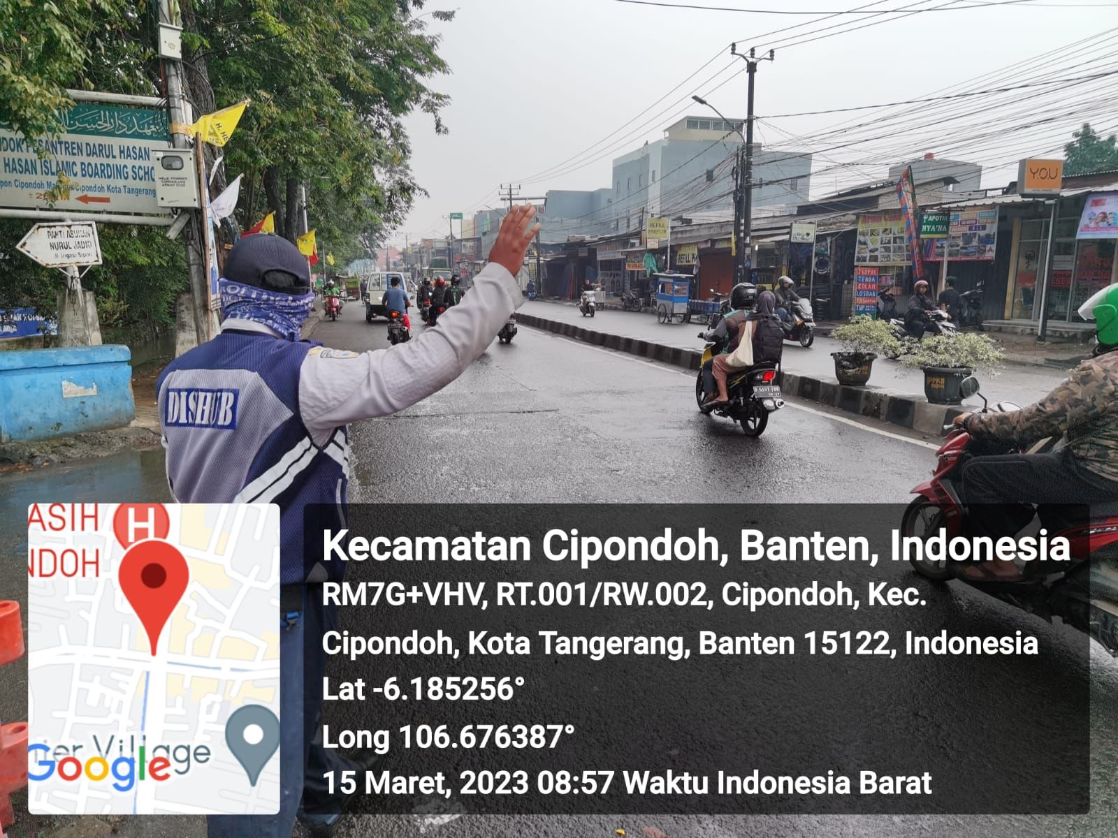 IMG-hujan-berpotensi-kemacetan-dishub-kota-tangerang-kerahkan-ratusan-petugas-lalu-lintas