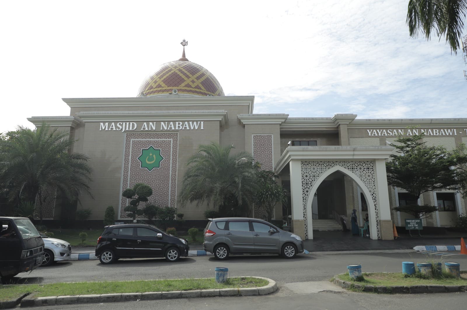IMG-an-nabawi-jadi-salah-satu-masjid-favorit-di-kota-tangerang