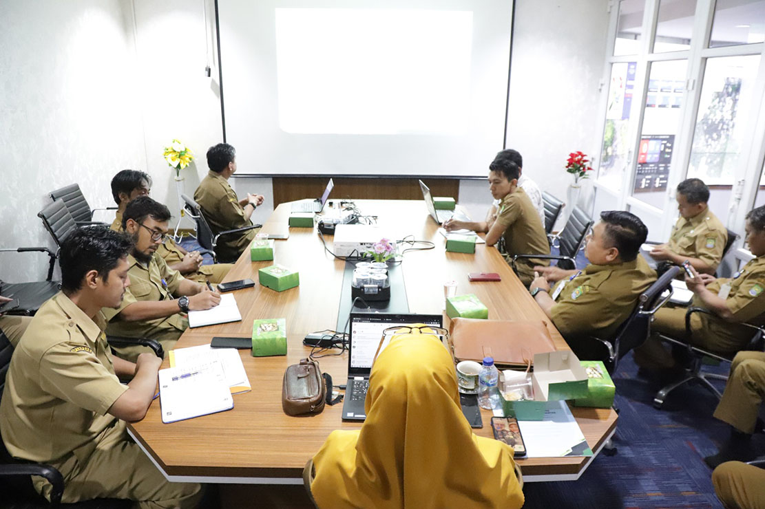 IMG-diskominfo-kota-tangerang-gelar-rapat-persiapan-evaluasi-smart-city-2023