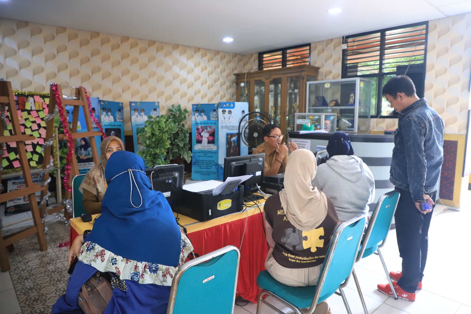 IMG-dua-minggu-berlangsung-ppdb-smpn-di-kota-tangerang-berlangsung-lancar