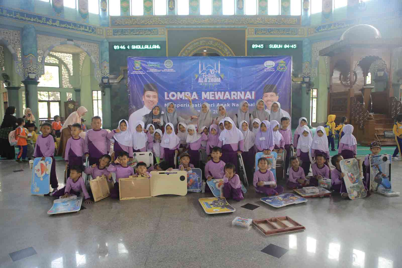 IMG-ribuan-anak-anak-dari-tk-dan-ra-se-kota-tangerang-ramaikan-lomba-mewarnai-festival-al-a-zhom-2023