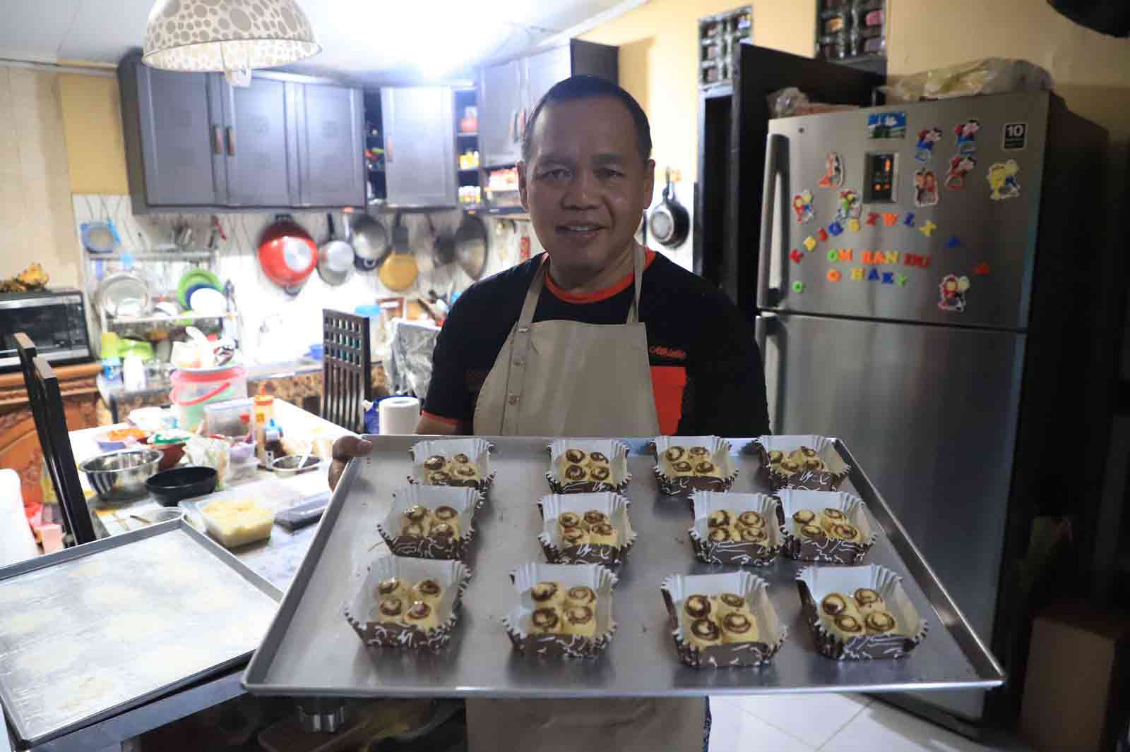 IMG-intip-kisah-pensiunan-polri-yang-sukses-buka-usaha-roti-rumahan-di-kota-tangerang